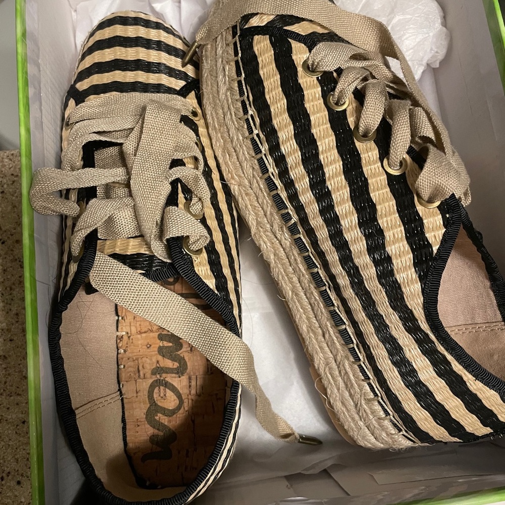 Women espadrilles